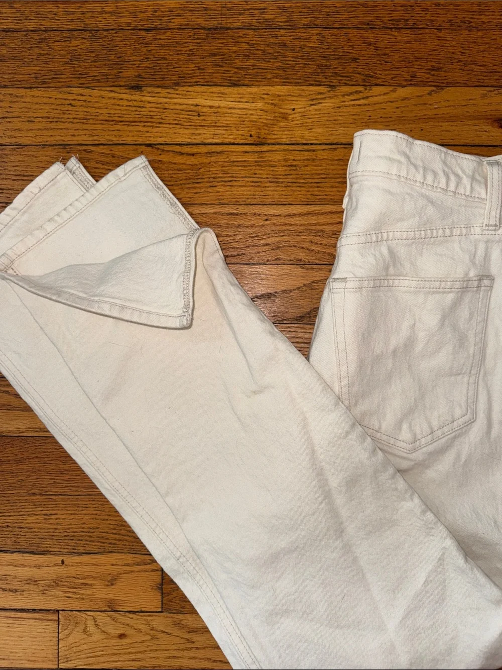 Abercrombie & Fitch The '90s Straight Ultra High Rise Jeans w Side Vent Sz 28/6
